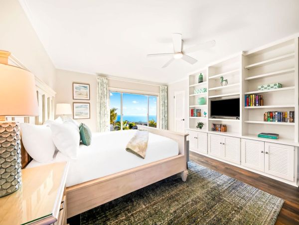 La Jolla Luxury Vacation Rental - Ocean View Accommodations