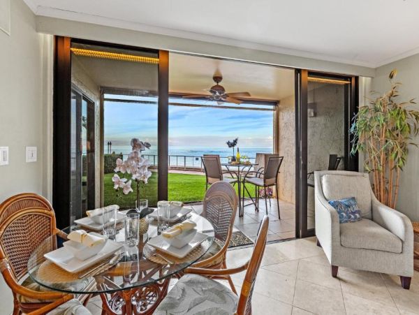 Oceanfront Maui Vacation Rental - Luxurious 2-Bedroom Condo