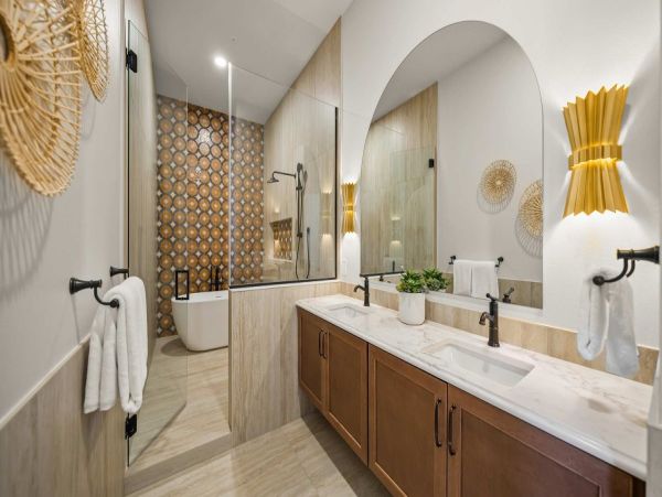 Luxurious Beachside Retreat in Clearwater Beach
