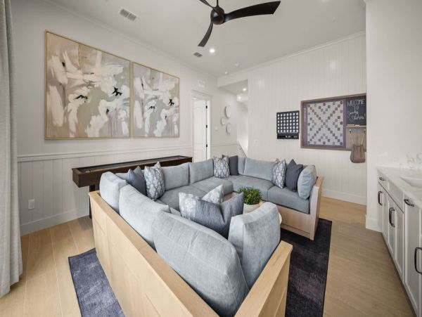 Luxurious Beachside Retreat in Clearwater Beach