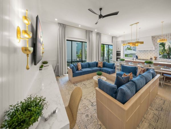 Luxurious Beachside Retreat in Clearwater Beach