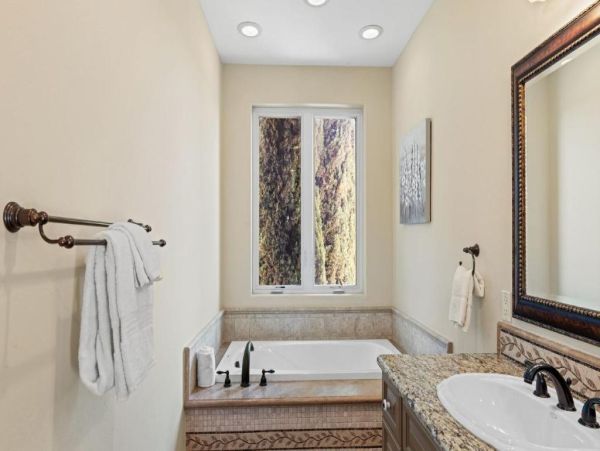 Luxurious Mediterranean-Style Home in Temecula - Perfect for Entertaining