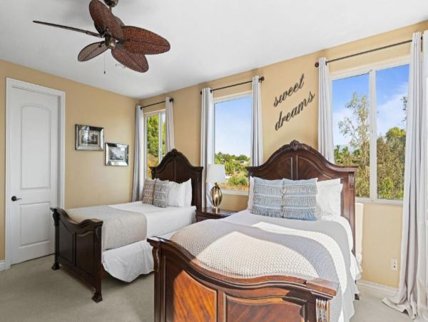 Luxurious Mediterranean-Style Home in Temecula - Perfect for Entertaining