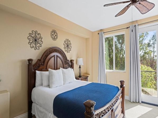 Luxurious Mediterranean-Style Home in Temecula - Perfect for Entertaining
