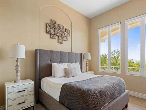 Luxurious Mediterranean-Style Home in Temecula - Perfect for Entertaining