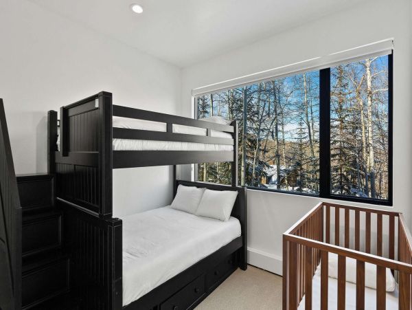 Snowmass Vacation Rentals - Luxury 5-Bedroom Mountain Home