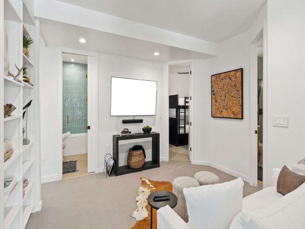 Snowmass Vacation Rentals - Luxury 5-Bedroom Mountain Home