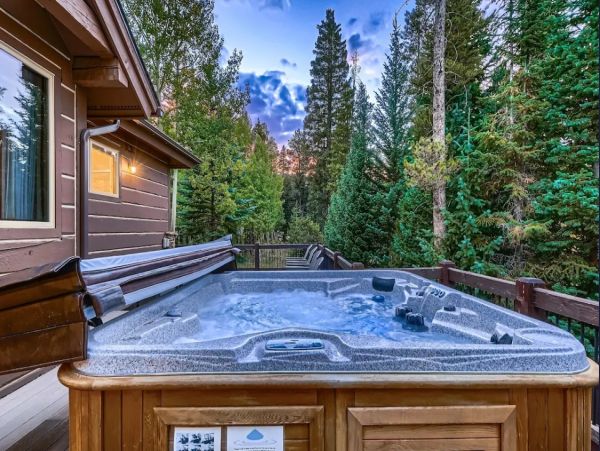 Breckenridge Luxury Vacation Rental - Ski-In Ski-Out Chalet on Peak 8