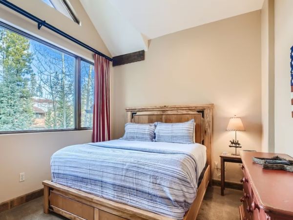 Breckenridge Luxury Vacation Rental - Ski-In Ski-Out Chalet on Peak 8
