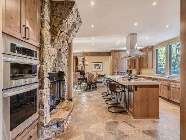 Breckenridge Luxury Vacation Rental - Ski-In Ski-Out Chalet on Peak 8