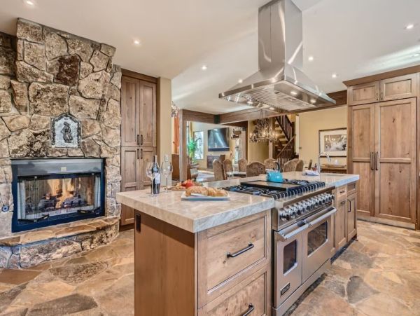 Breckenridge Luxury Vacation Rental - Ski-In Ski-Out Chalet on Peak 8