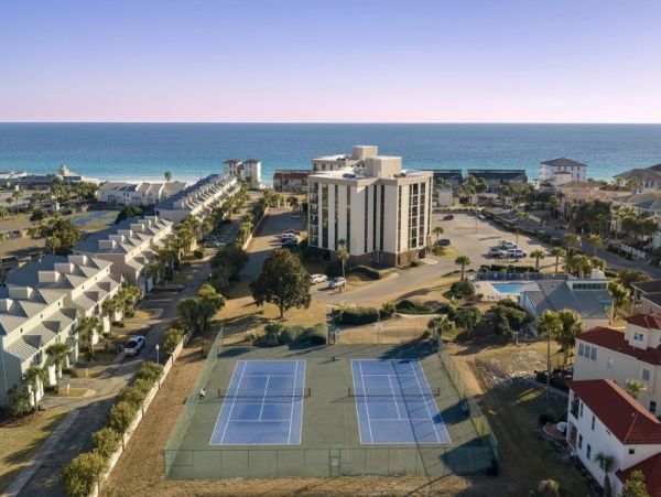 Destin Beach House Rental - Family Vacation Home