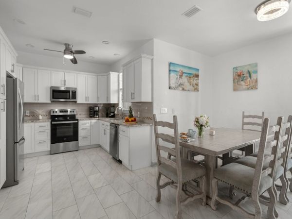 Destin Beach House Rental - Family Vacation Home