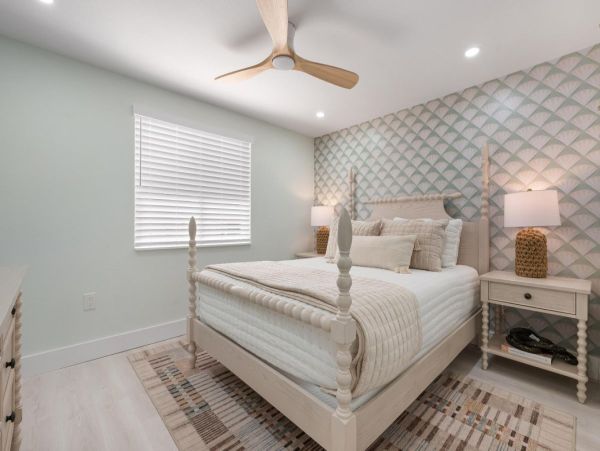 Bradenton Beach Bayfront Vacation Rental - Luxury Home
