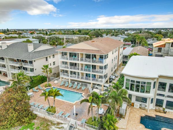 Indian Rocks Beach Beachfront Condo - Florida Gulf Coast Vacation Rental