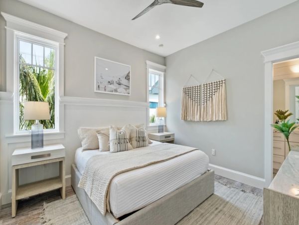 Beachfront Anna Maria Island Luxury Vacation Rental - Bradenton Beach Eight Bedroom Pool Home