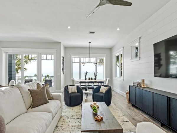 Beachfront Anna Maria Island Luxury Vacation Rental - Bradenton Beach Eight Bedroom Pool Home