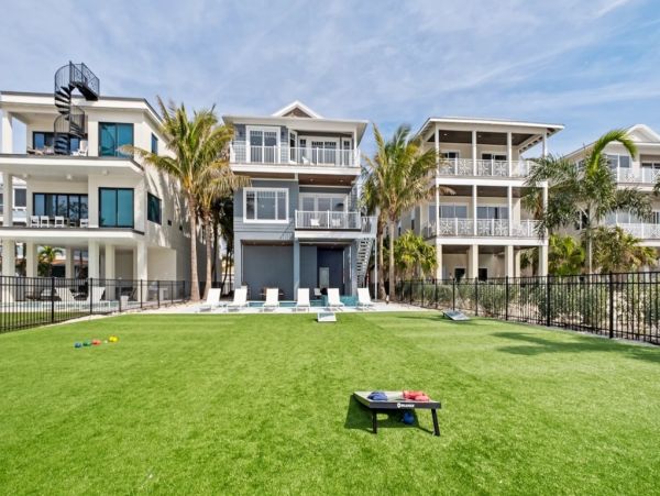Beachfront Anna Maria Island Luxury Vacation Rental - Bradenton Beach Eight Bedroom Pool Home