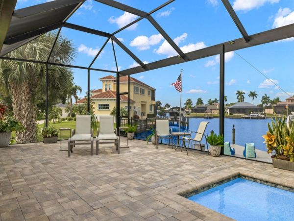 Cape Coral Vacation Rental - Florida Gulf Coast Waterfront Home