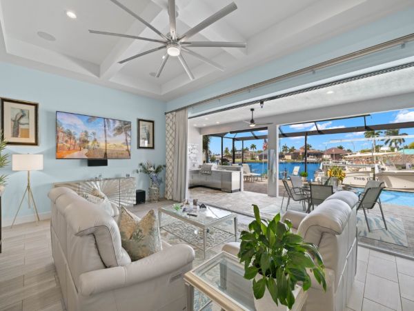 Cape Coral Vacation Rental - Florida Gulf Coast Waterfront Home