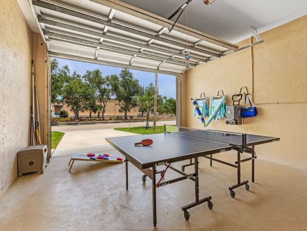 Luxury Waterfront House with Pool & Game Room