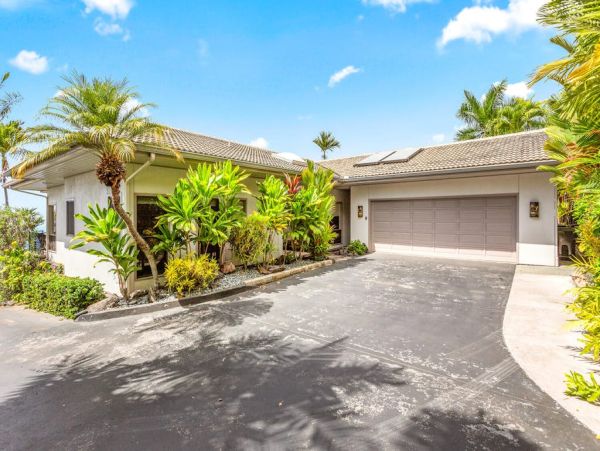 Kona Luxury Vacation Rental | Private Big Island Estate with Pool