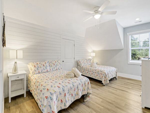 Hilton Head Luxury Vacation Rental - Forest Beach Estate with Pool