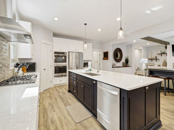 Hilton Head Luxury Vacation Rental - Forest Beach Estate with Pool