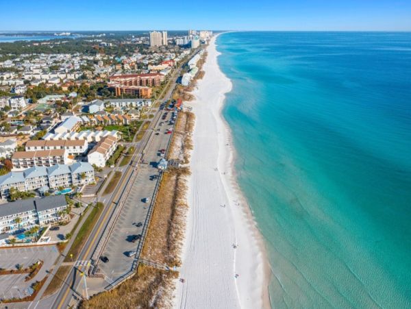 Miramar Beach 15 Bedroom Vacation Estate - Luxury Destin Estate Rental Main House & Guest House