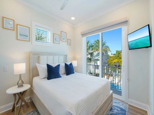 Miramar Beach 15 Bedroom Vacation Estate - Luxury Destin Estate Rental Main House & Guest House