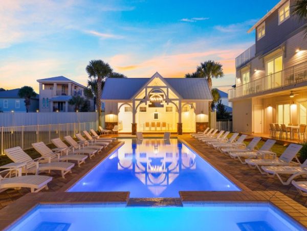 Miramar Beach 15 Bedroom Vacation Estate - Luxury Destin Estate Rental Main House & Guest House