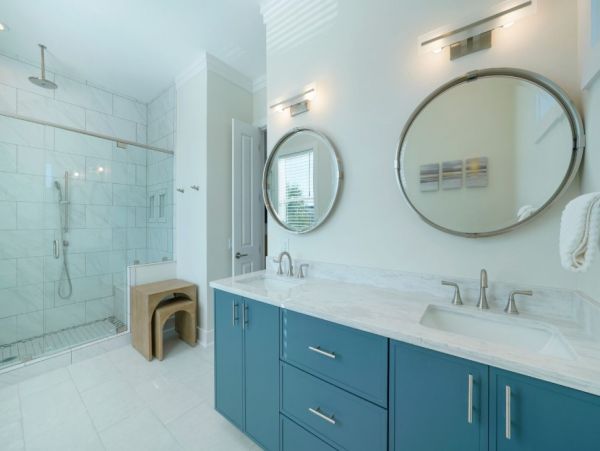 Miramar Beach 15 Bedroom Vacation Estate - Luxury Destin Estate Rental Main House & Guest House
