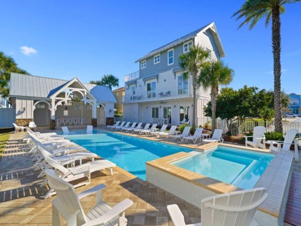 Miramar Beach 15 Bedroom Vacation Estate - Luxury Destin Estate Rental Main House & Guest House