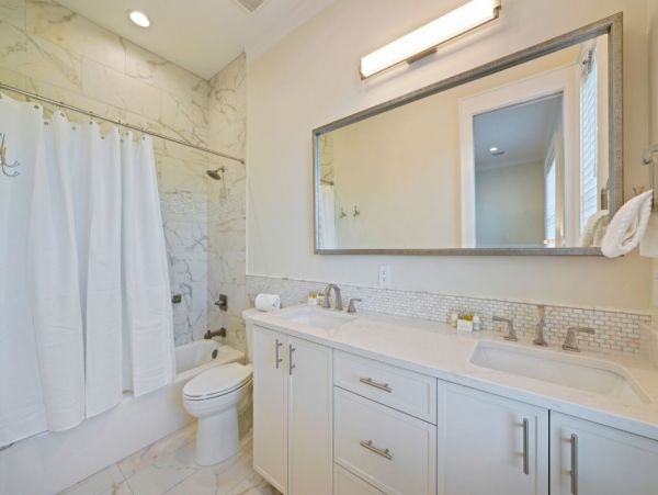 Miramar Beach 15 Bedroom Vacation Estate - Luxury Destin Estate Rental Main House & Guest House