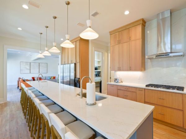 Miramar Beach 15 Bedroom Vacation Estate - Luxury Destin Estate Rental Main House & Guest House