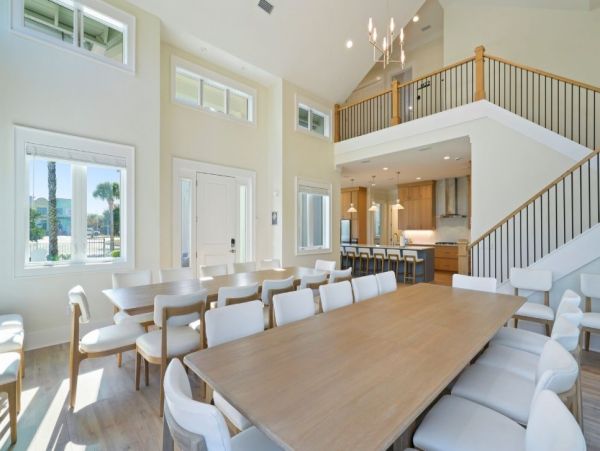 Miramar Beach 15 Bedroom Vacation Estate - Luxury Destin Estate Rental Main House & Guest House