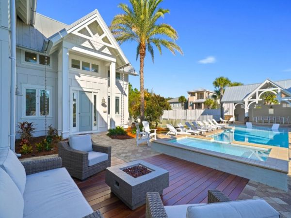 Miramar Beach 15 Bedroom Vacation Estate - Luxury Destin Estate Rental Main House & Guest House
