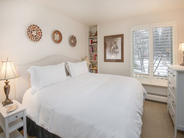 Experience Luxury at this Condo in Vail - Prime Location in Lionhead Village