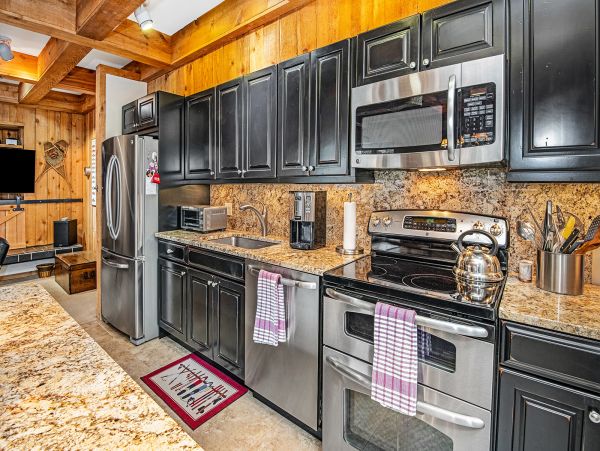 Experience Luxury at this Condo in Vail - Prime Location in Lionhead Village
