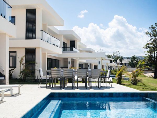 Jamaica Luxury Beachfront Villa - Runaway Bay Vacation Rental- Chef Butler & House Keeper