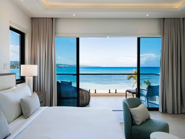Jamaica Luxury Beachfront Villa - Runaway Bay Vacation Rental- Chef Butler & House Keeper