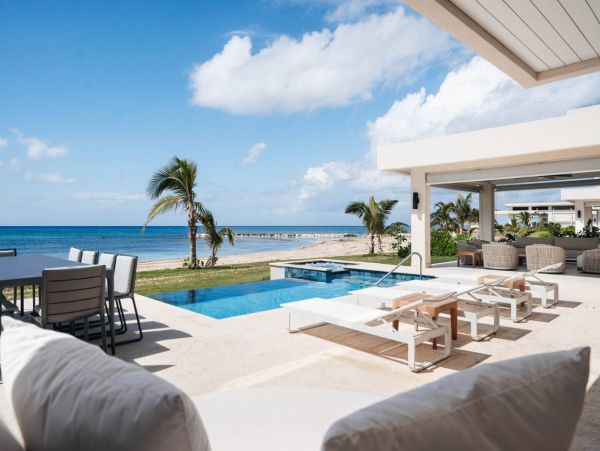 Jamaica Luxury Beachfront Villa - Runaway Bay Vacation Rental- Chef Butler & House Keeper