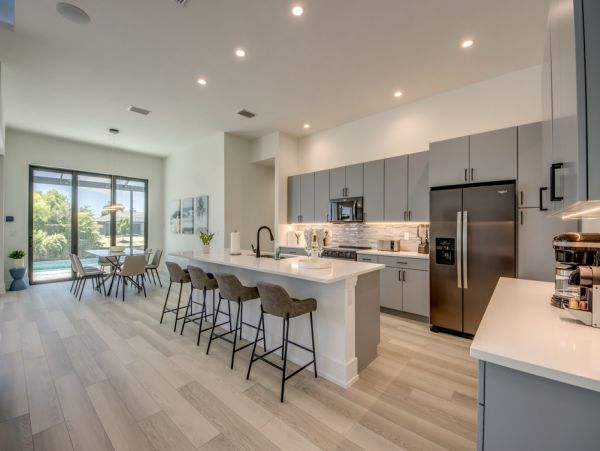 Luxury Cape Coral Vacation Rental – Florida Villa with Heated Pool & Canal Views