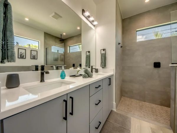 Luxury Cape Coral Vacation Rental – Florida Villa with Heated Pool & Canal Views
