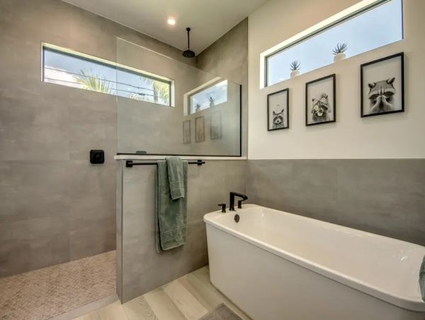 Luxury Cape Coral Vacation Rental – Florida Villa with Heated Pool & Canal Views