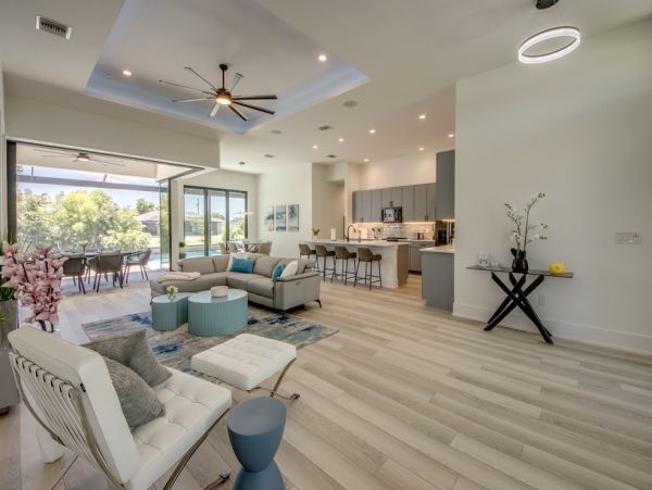 Luxury Cape Coral Vacation Rental – Florida Villa with Heated Pool & Canal Views
