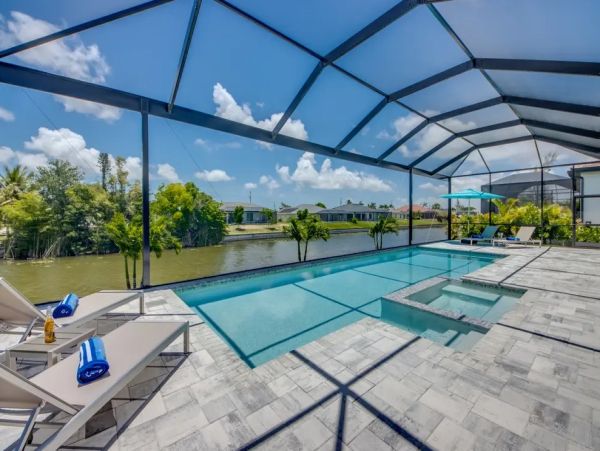 Luxury Cape Coral Vacation Rental – Florida Villa with Heated Pool & Canal Views