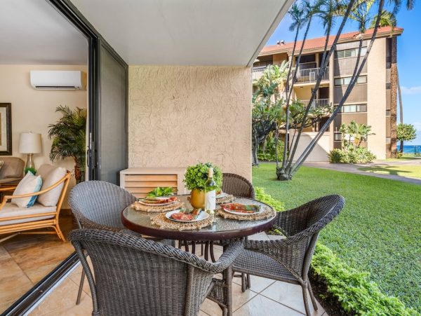 Kaanapali Condo With Ocean Views And Pool Access