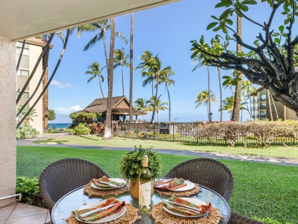 Kaanapali Condo With Ocean Views And Pool Access