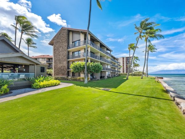 Kaanapali Condo With Ocean Views And Pool Access